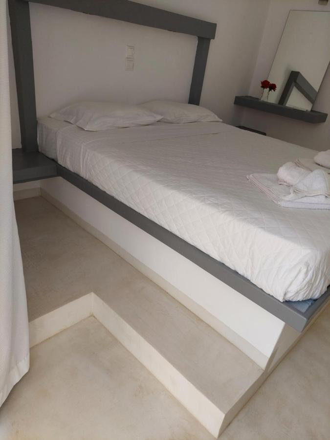 Ferienwohnung Golden Star Praxitelous Agia Marina  Exterior foto