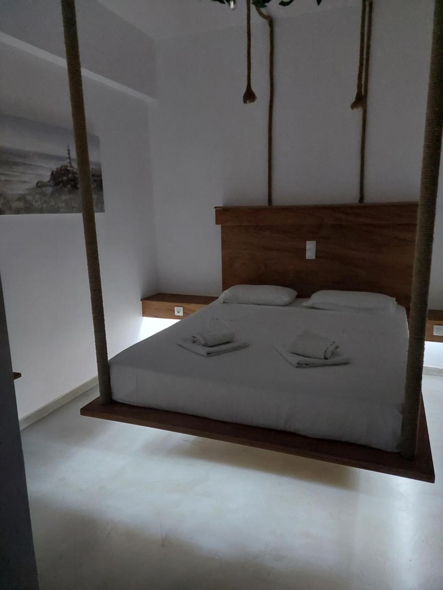 Ferienwohnung Golden Star Praxitelous Agia Marina  Exterior foto